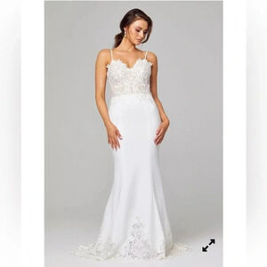 Tania Olsen White Wedding Dress ELISE TC318 Size 0